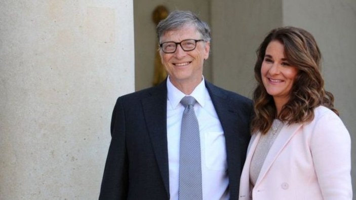 Bill Gates'in, ayrıldığı eşini yardım vakfından kovacağı iddia edildi