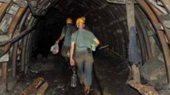 Madende gazdan zehirlenen 2 işçi öldü