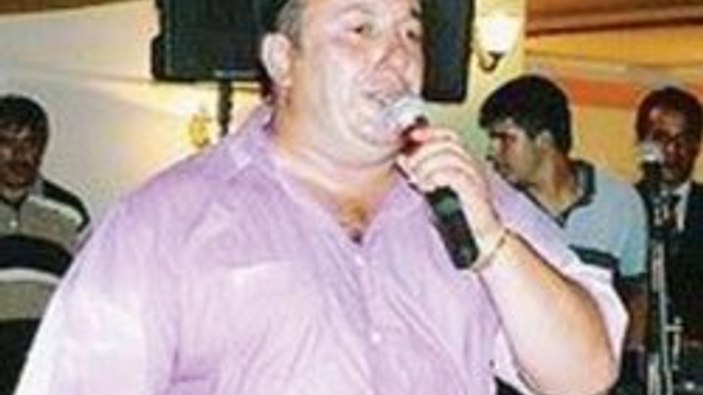 İsmail Türüt gömleği