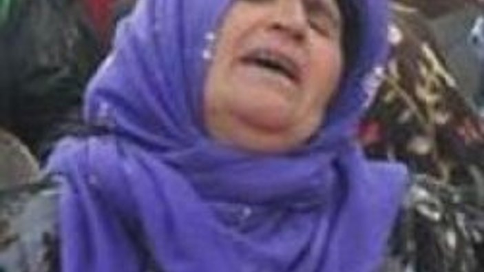 Diyarbakır şehidi Kürtçe ağıtlarla uğurlandı
