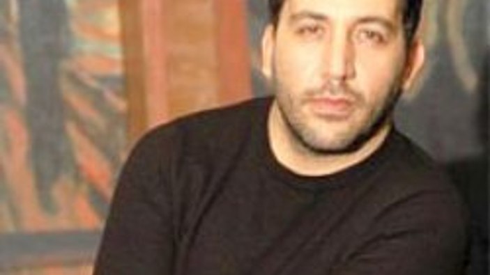 Emre Kınay: Bürokratlar kraldan çok kralcı davranıyorlar