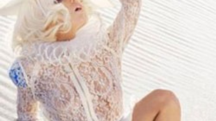 Lady Gaga konserine Rusya'dan +18
