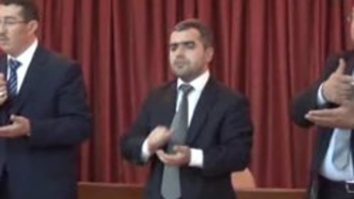 İşaret diliyle ilahi konseri - izle