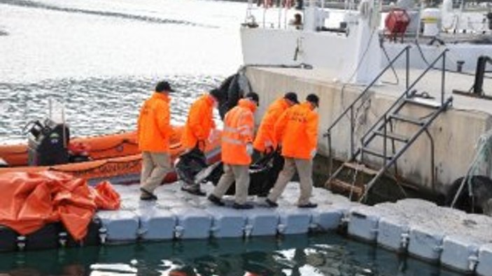 Antalya'da denizde erkek cesedi bulundu