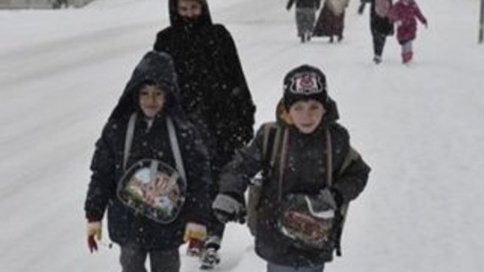 Ankara'da okullar yarın da tatil edildi