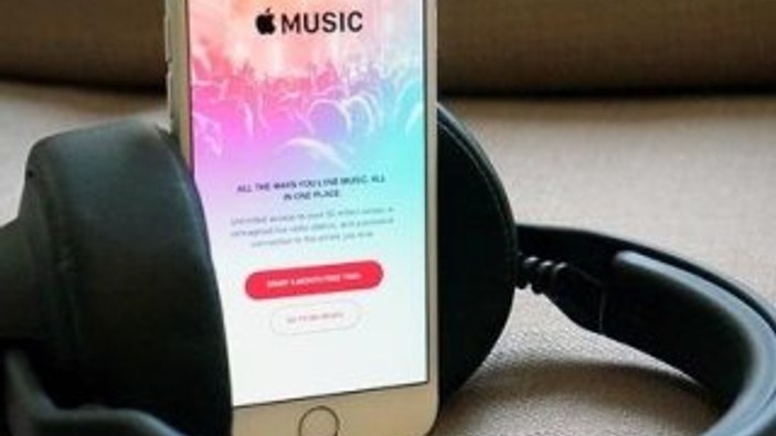 Apple Music Türkiye'de yayına girdi
