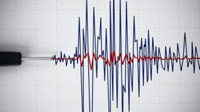 Myanmar'da 7 büyüklüğünde deprem