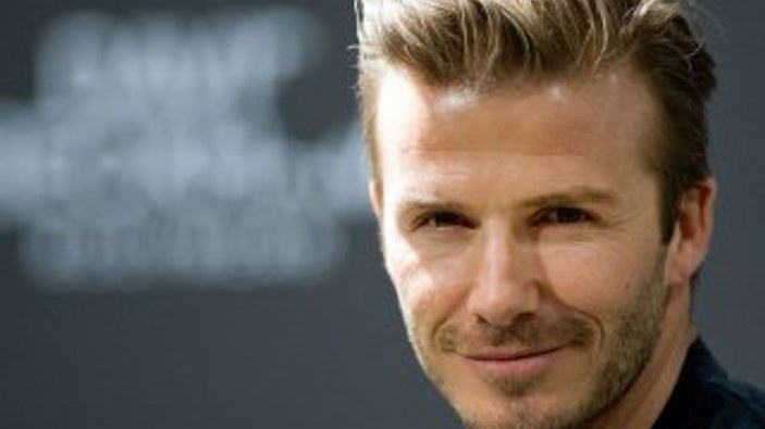 David Beckham İngiltere'den kır evi aldı