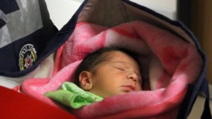 Van'da şüpheli paketten 20 günlük bebek çıktı