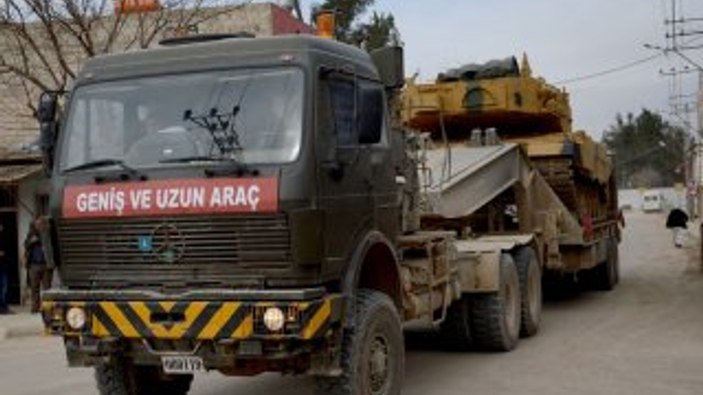 Suriye sınırına askeri sevkiyat