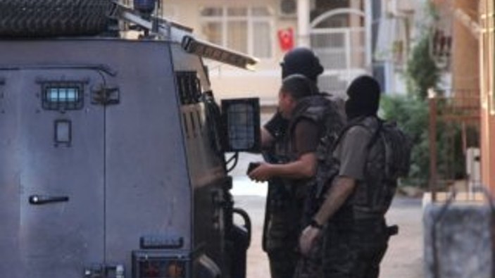 Adana'da DAEŞ operasyonu: 6 gözaltı