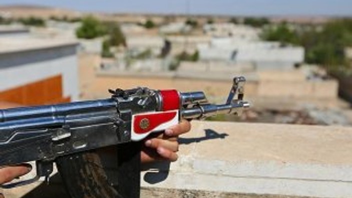 YPG Suriye'de sivillere ateş açtı: 7 ölü