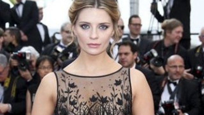 Oyuncu Mischa Barton depresyonda