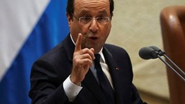 Hollande: Avrupa Trump'a güçlü bir yanıt vermeli