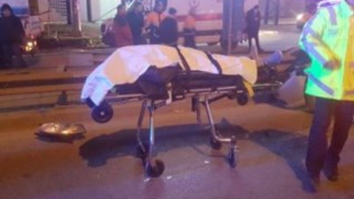 Pendik'te kaza: 2 ölü 1 yaralı