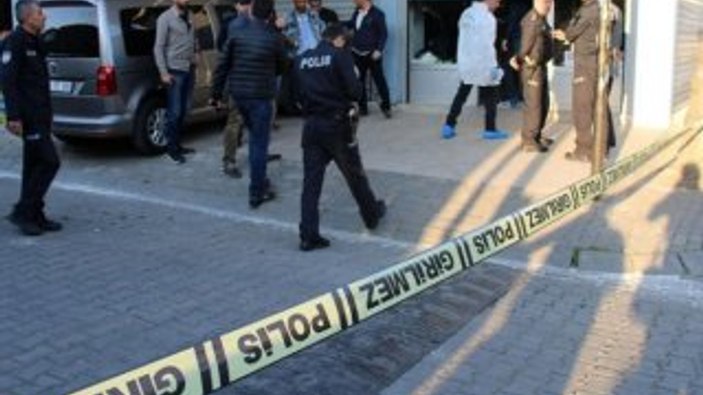 Tapu için karısını zincirle boğup öldürdü