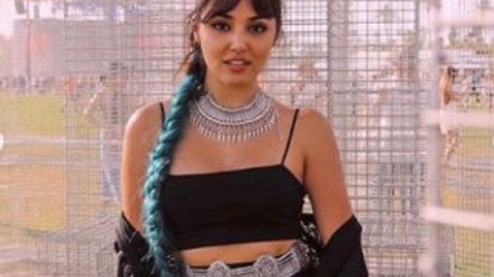 Hande Erçel'in makyajsız hali