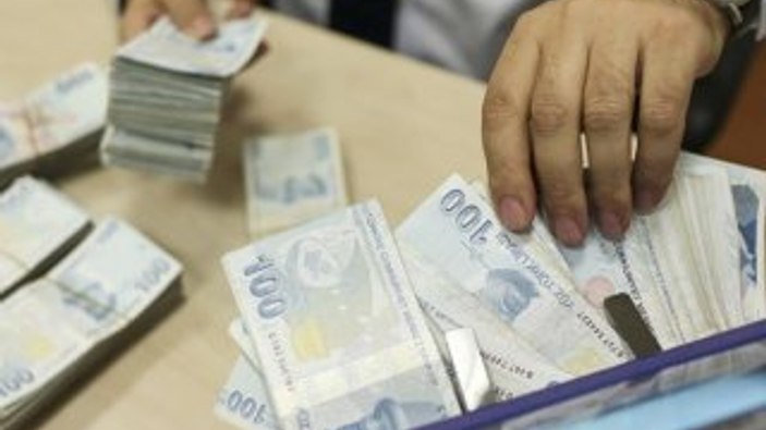 Milyonerlerin mevduatı yükseldi
