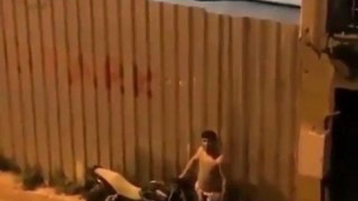 Hırsızı suçüstü yakalayan vatandaş kamerada
