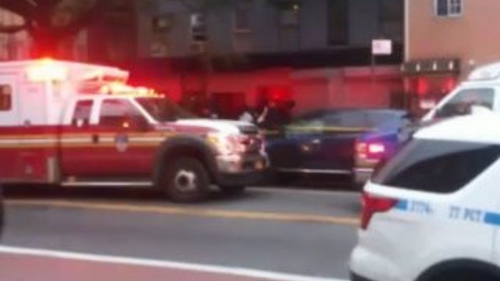 New York'ta silahlı saldırı: 4 ölü