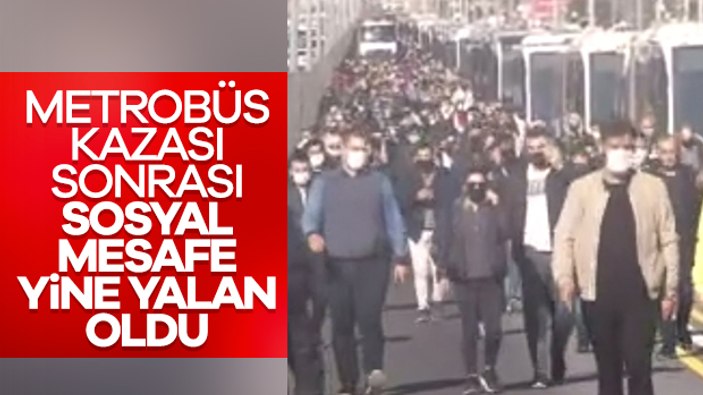 Avcılar'da iki metrobüs çarpıştı