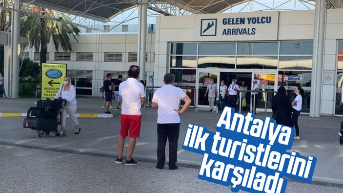 Antalya’ya ilk turistler geldi