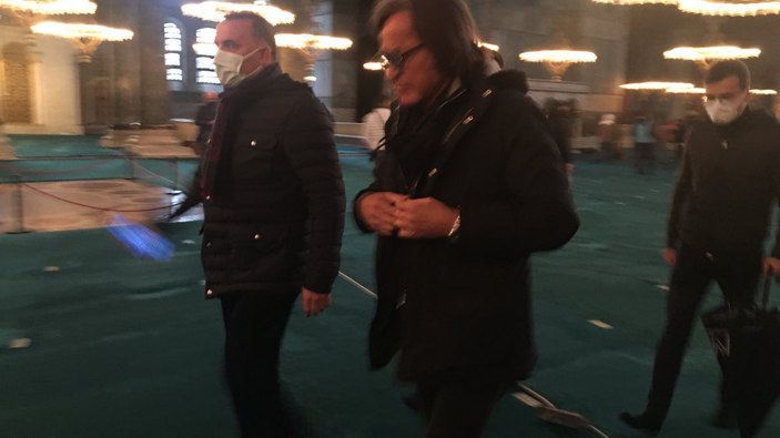 Ünlü milyarder Hadid, Ayasofya Camii’nde namaz kıldı