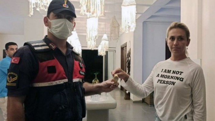 Muğla Bodrum'da 670 bin liralık altın saat çalındı