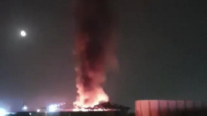 Bursa'daki geri dönüşüm tesisinde çıkan yangın söndürüldü
