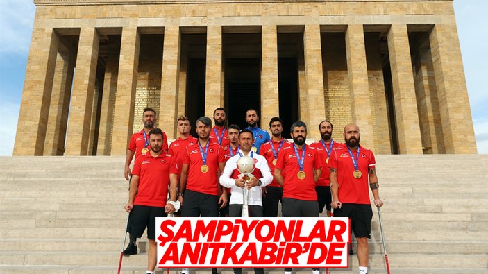 Ampute Futbol Milli Takımı, Anıtkabir'i ziyaret etti