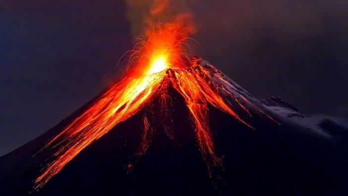 Popocatepetl Yanardağı, bir günde 5 kere patladı