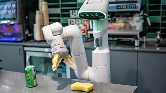 Google, ofiste çalışan robotları da kovdu
