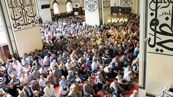 Cuma hutbesinin bu haftaki konusu: Müslümanlar birbirinin umududur