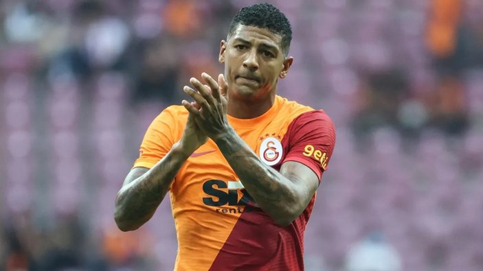 Van Aanholt: Galatasaray'da yabancı kuralı yüzünden başarısız oldum