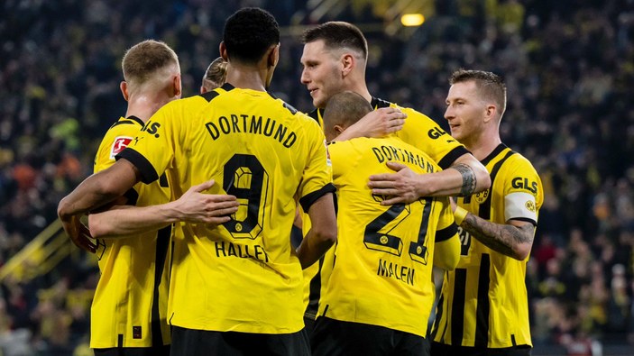 Borussia Dortmund konuk ettiği Köln'e gol yağdırdı