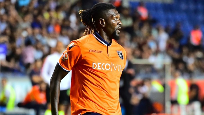 Adebayor futbolu bıraktığını duyurdu