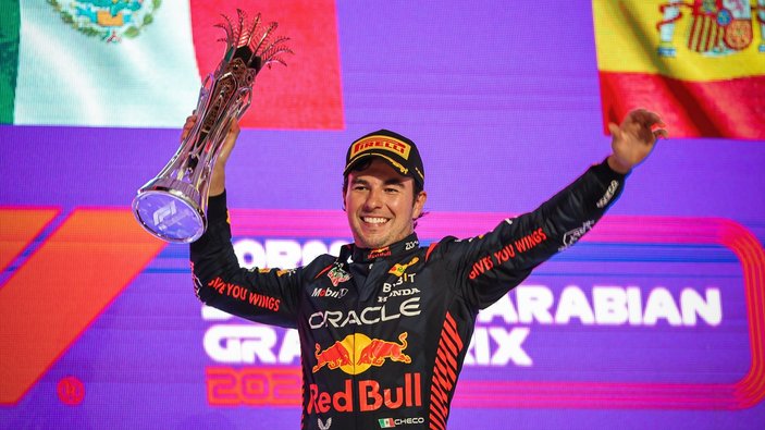 Suudi Arabistan'daki F1 yarışında zafer Red Bull'dan Sergio Perez'in oldu