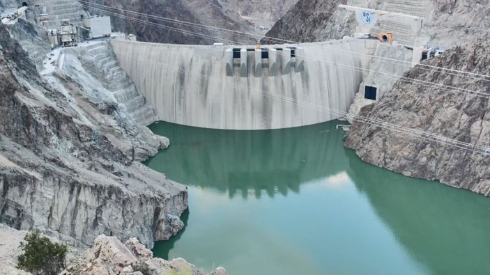 Yusufeli Barajı'nda su yüksekliği 100 metreyi buldu