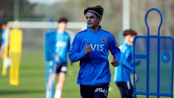 İsak Vural, Fenerbahçe'den ayrıldı