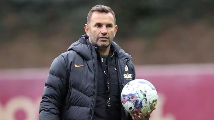 Okan Buruk'tan oyuncularına: Kafanızı kaldırın, şampiyon olacağız