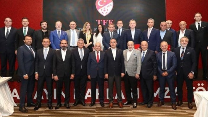 Galatasaray Başkanı Dursun Özbek yabancı sınırı konusunda açıklamalarda bulundu