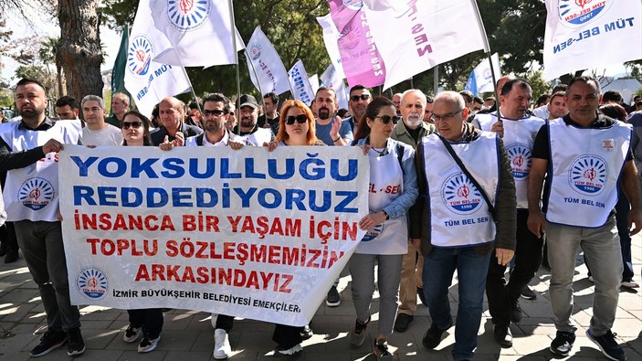 İzmir Büyükşehir Belediyesi'nde işçiler 2 saat iş bıraktı