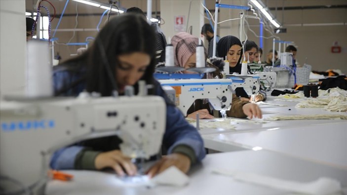 Mardin'de gençlere istihdam sağlayacak 11 fabrikadan biri açıldı