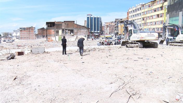 Malatya'da bayram tela�� yok, ac� var...