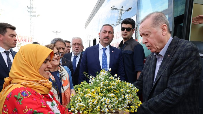 Cumhurbaşkanı Erdoğan'dan Nurdağı köy evleri anahtar teslim töreni konuşması