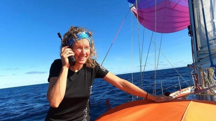 Güney Afrikalı kadın yelkenci, dünyanın çevresini 234 günde dolaşarak rekor kırdı