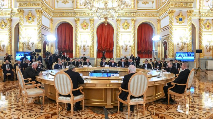 Aliyev ve Paşinyan, 'Zengezur Koridoru' tartışması yaşadı