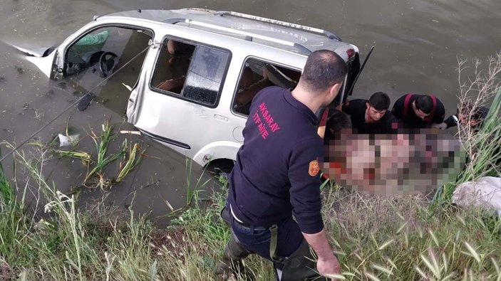 Aksaray'da sulama kanalına uçan araçtaki 1 kişi yaşamını yitirdi