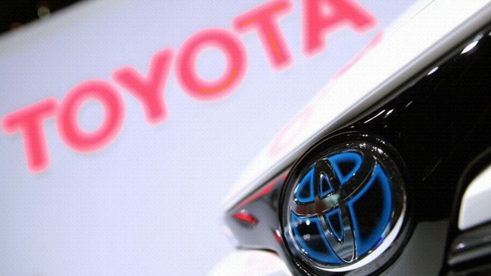 Toyota ve Daimler, Japonya'daki kamyonlar için ortak oldu