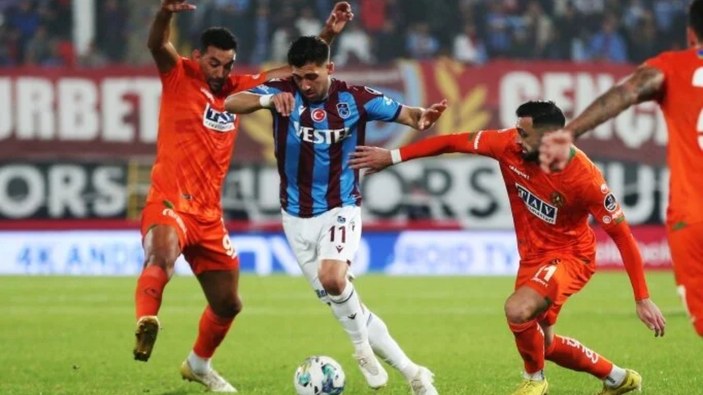 Kasımpaşa - Trabzonspor maçının muhtemel 11'leri
